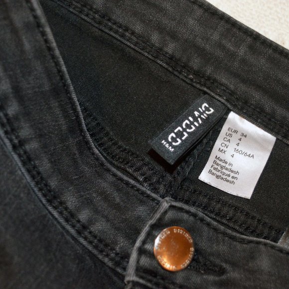 3/$15 🌺H&M Black High Waisted Skinny Jeans - Picture 7 of 11